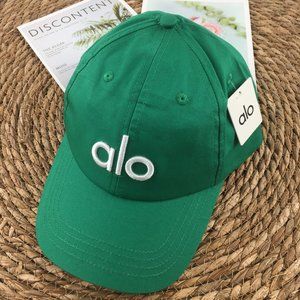 ALO hat green